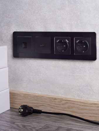 Розетка СП BRITE HDMI РHDMI-0-БрЧ черн. IEK BR-H10-K02