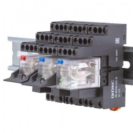 Реле одиночное 230В AC до 5А 4 прекидн. контакта DKC IR-230AC-4CO