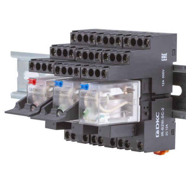 Реле одиночное 230В AC до 6А 4 прекидн. контакта DKC IR-230AC-4CO-D