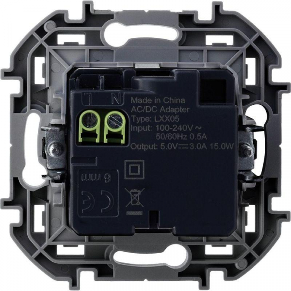 Устройство зарядное Inspiria с 2-мя USB разьемами A и C 240В/5В 3000мА алюм. IEK 673762
